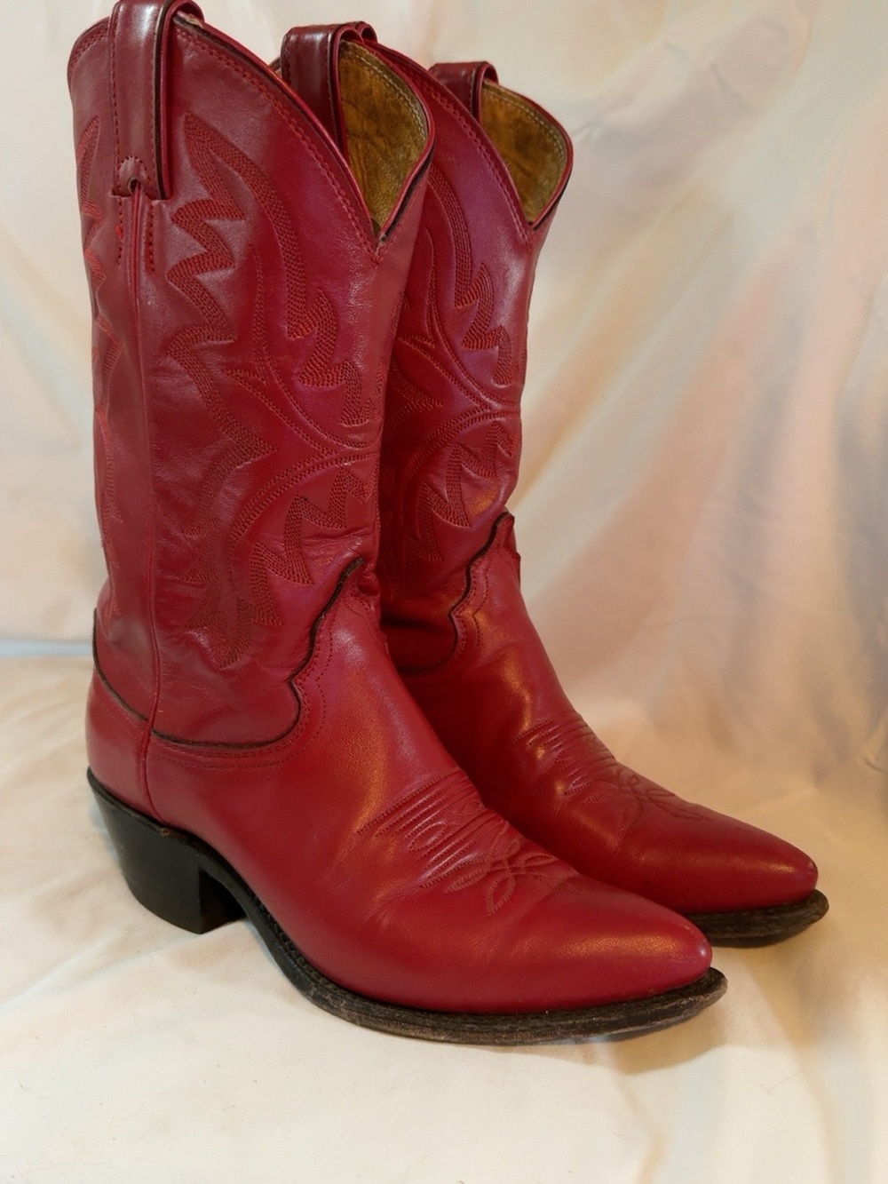 Vintage Justin L4905 Red Leather Cowboy Boots 7B Made USA w/ Box